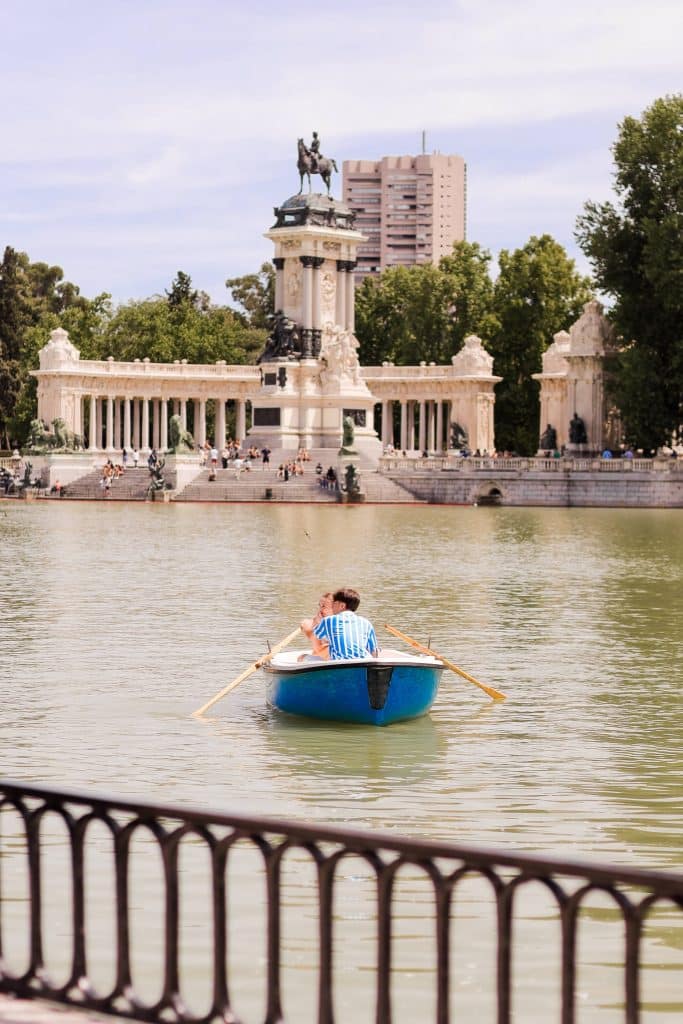 Meer in park, Madrid